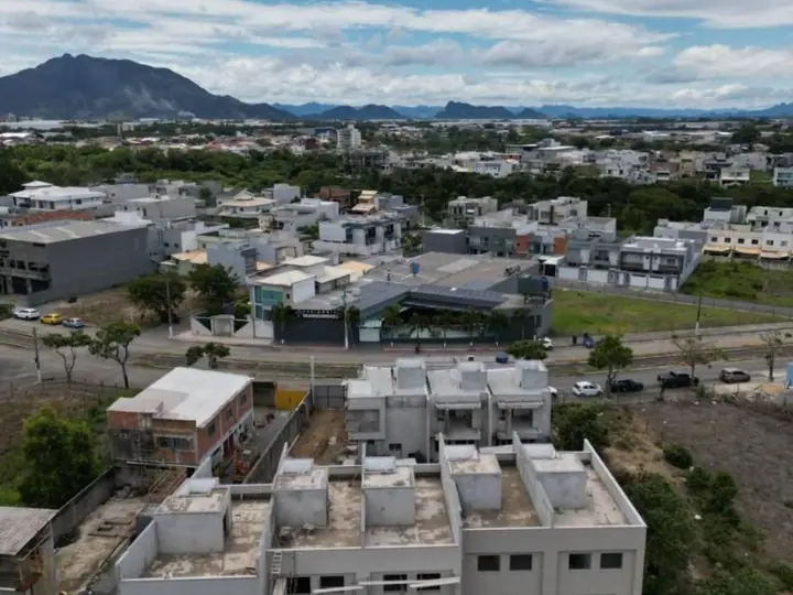Casa em Morada de Laranjeiras, Serra