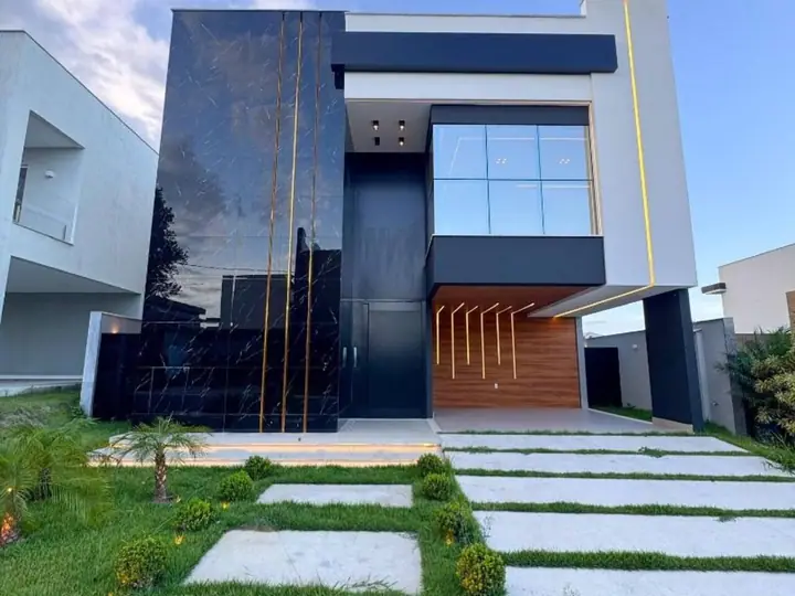 Casa em Boulevard Lagoa, Serra